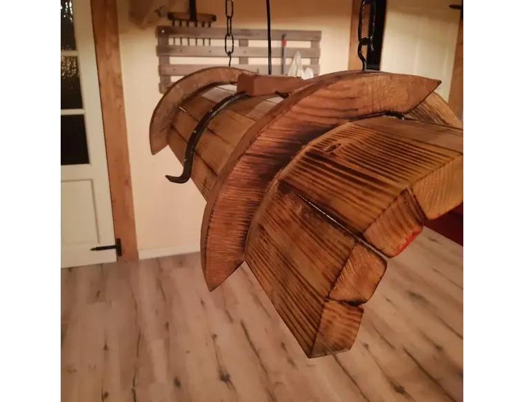 Rustic Barn Wood Pendant Light – Handcrafted from Recycled Wood with Edison Bulbs